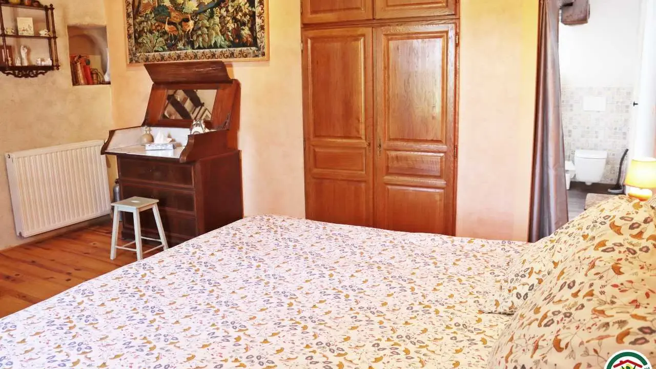 Chambre VERCORS : lit king size 180x200cm transformable en 2 lits individuels 90x200cm