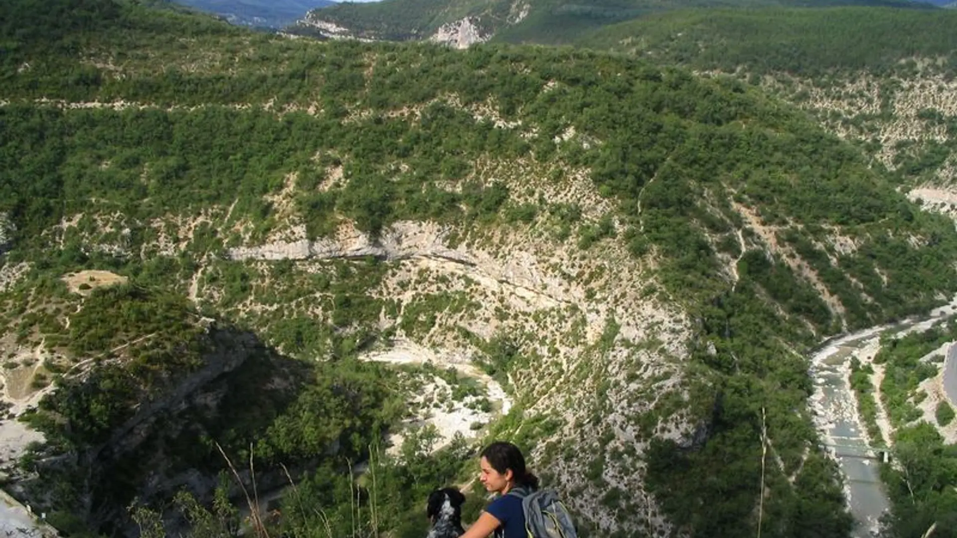A proximité du hameau de Pomet, vue plongeante sur la Méouge