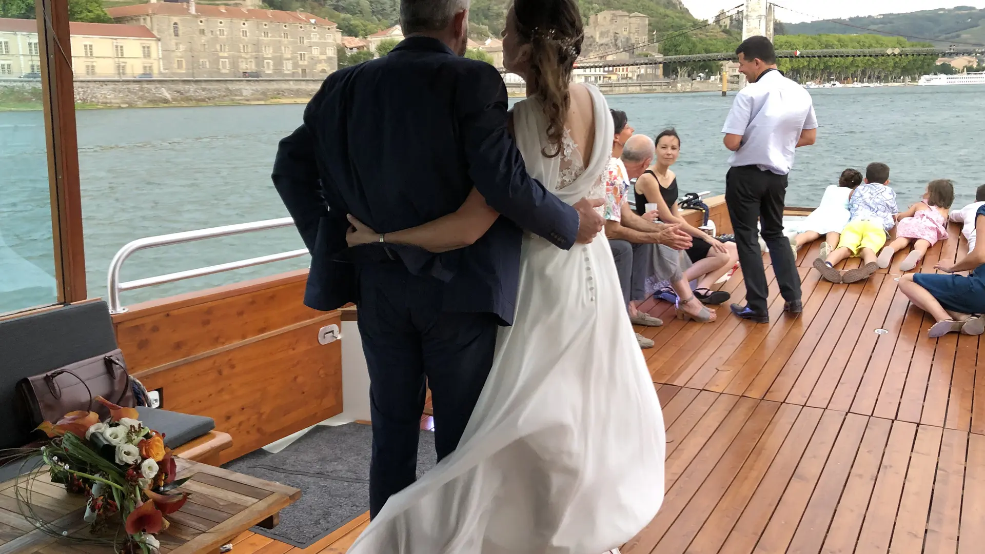 Promenade sur le Rhône avec la Compagnie des Canotiers