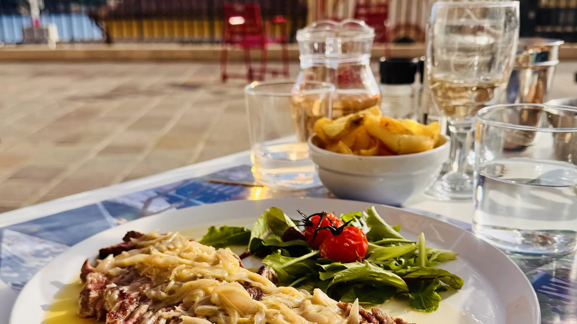 L'incontournable contre-filet de boeuf, fondue d'échalotes