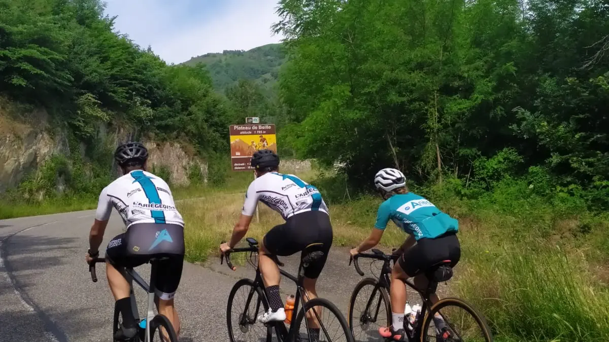 Montée au plateau de Beille