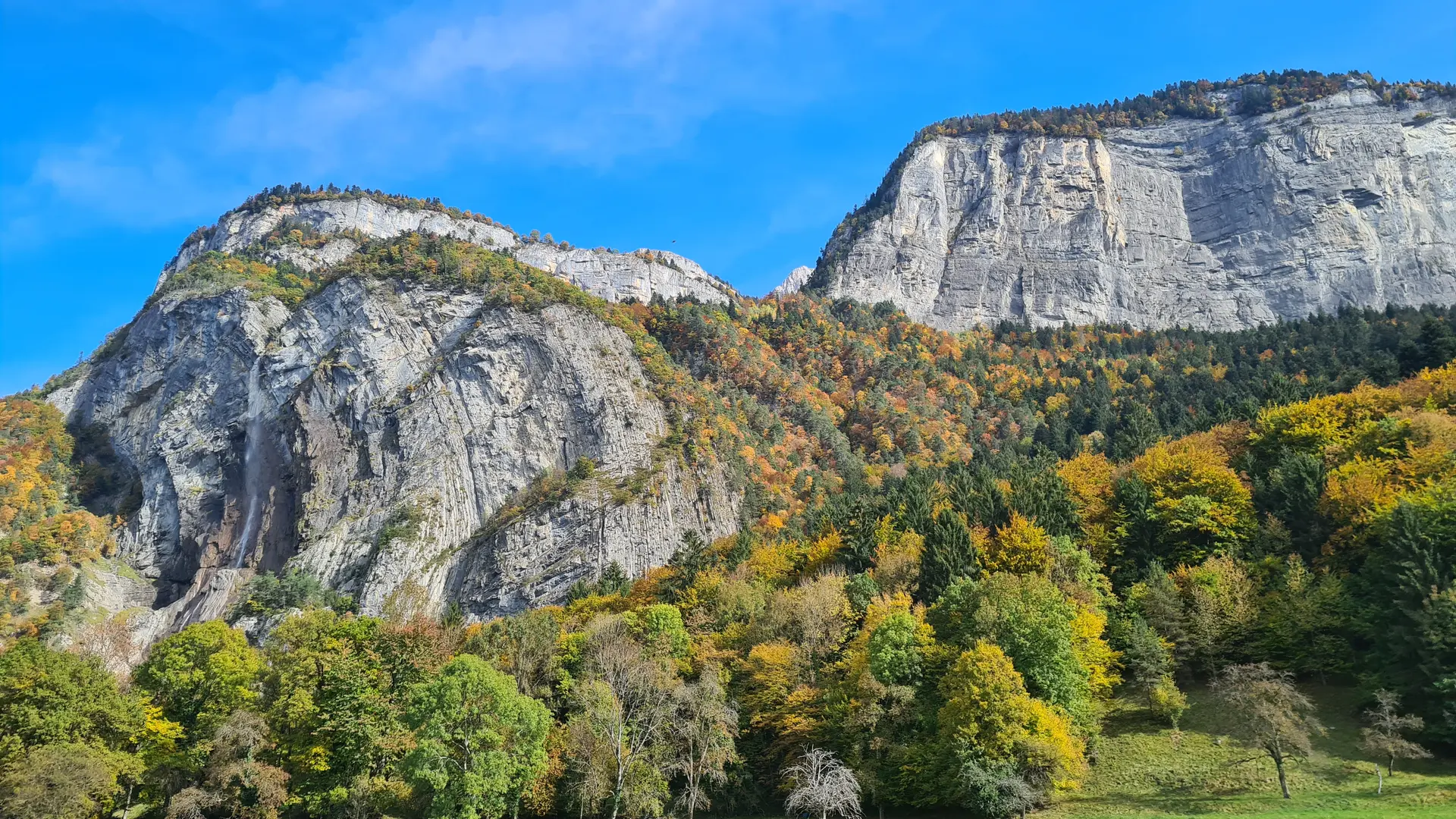 le fameux plis couché de la cascade d'Arpenaz