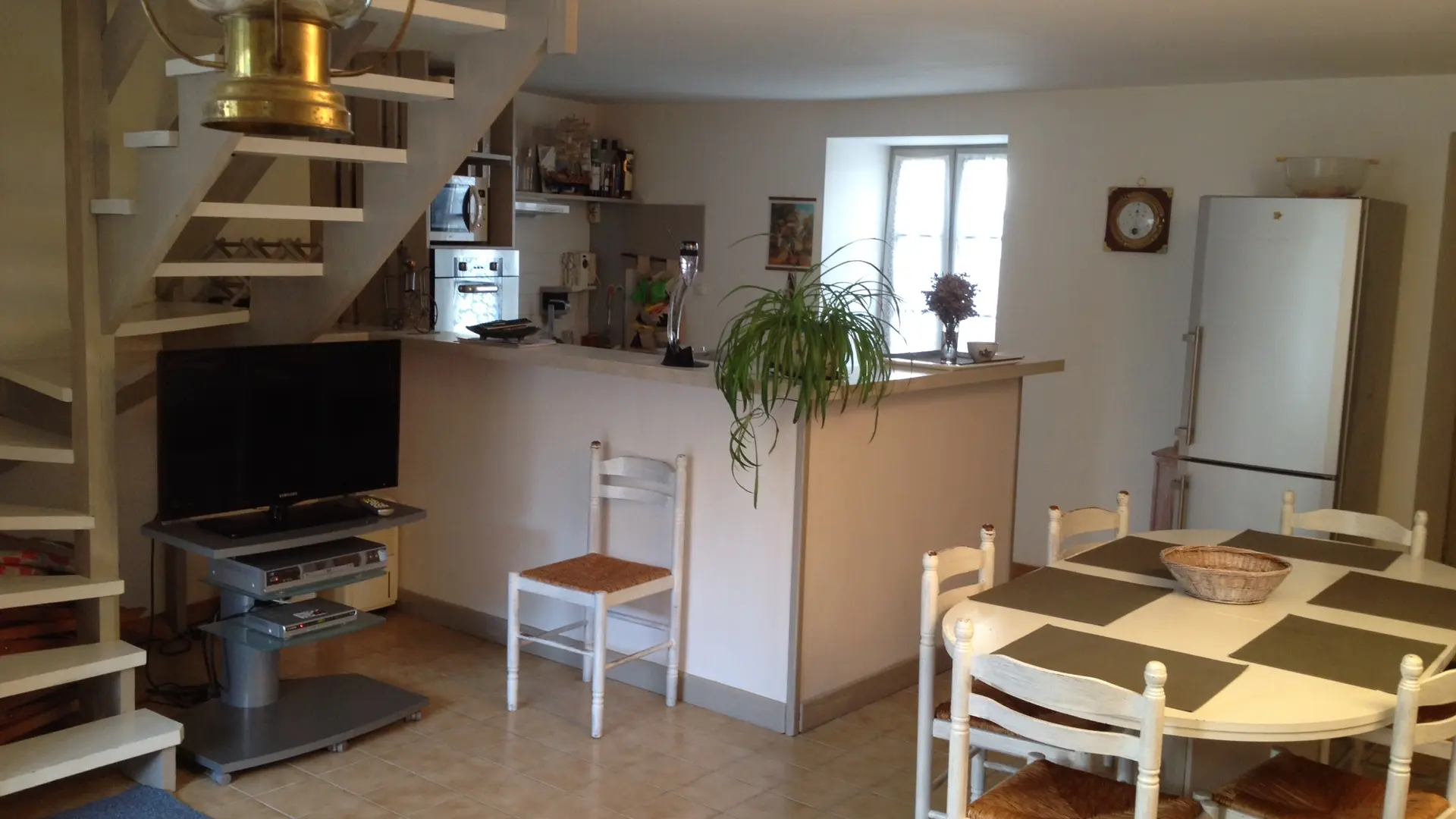 Kitchen and dining room