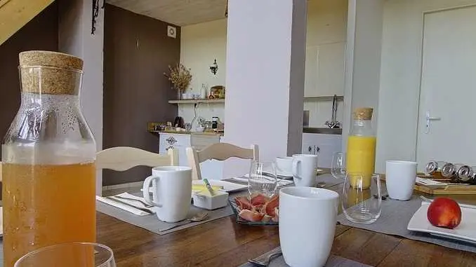 Espace petit-déjeuner et table d'hôtes