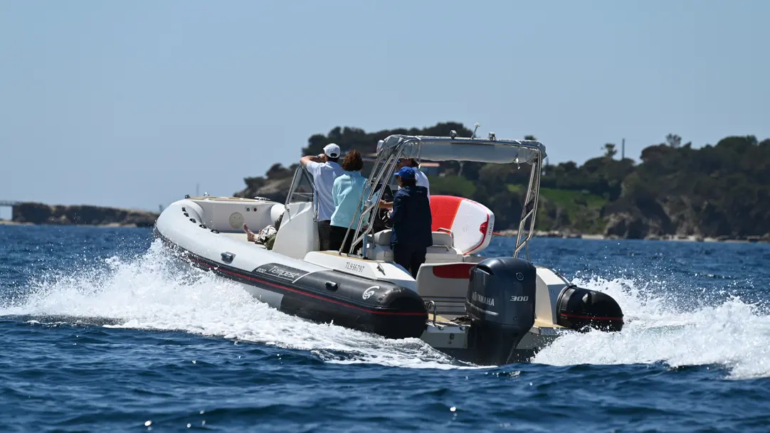 L'arrivée vers les îles du Ribaud