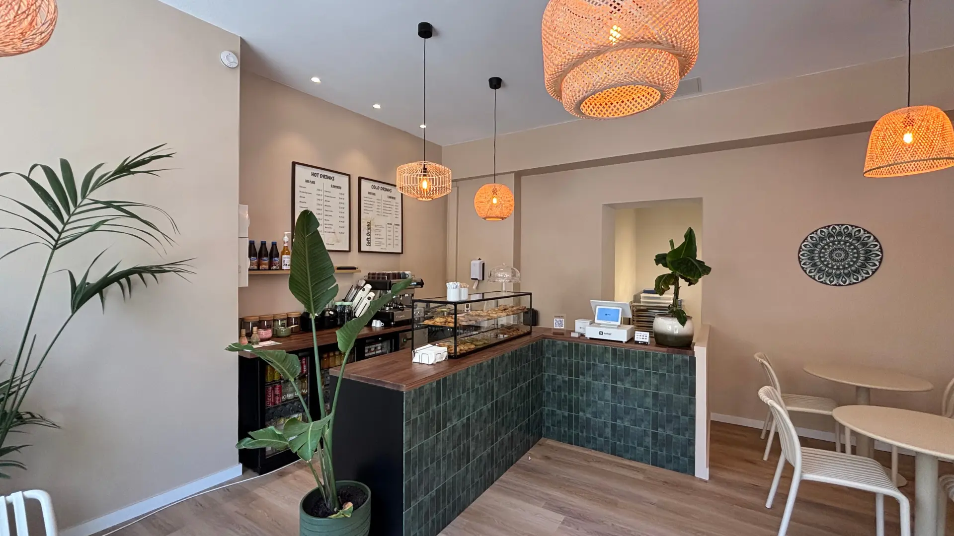 Minao - Coffee & Cake_Le Cannet