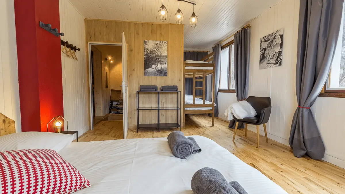 Chambre entresol