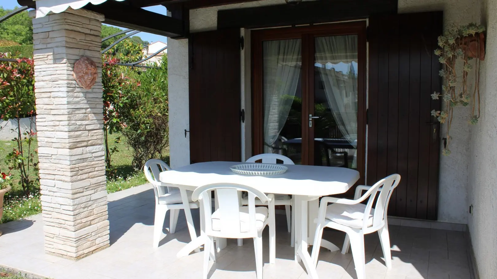 Gîte La Casalsole-Terrasse-La Roquette sur Siagne-Gîtes de France Alpes-Maritimes.