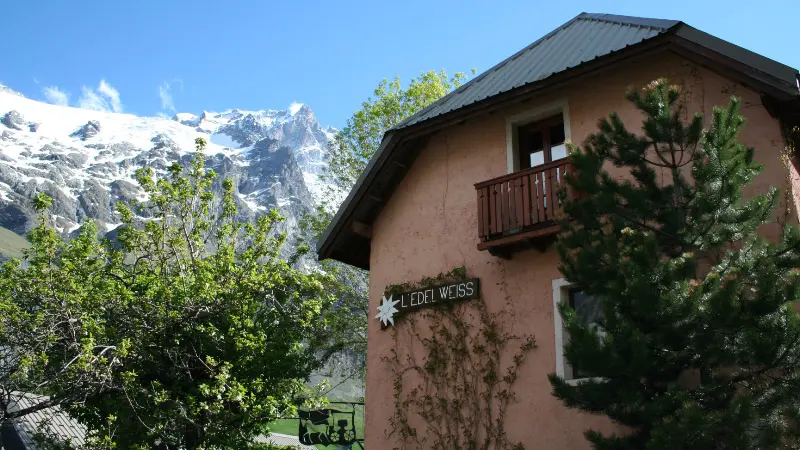 L'Auberge en Eté