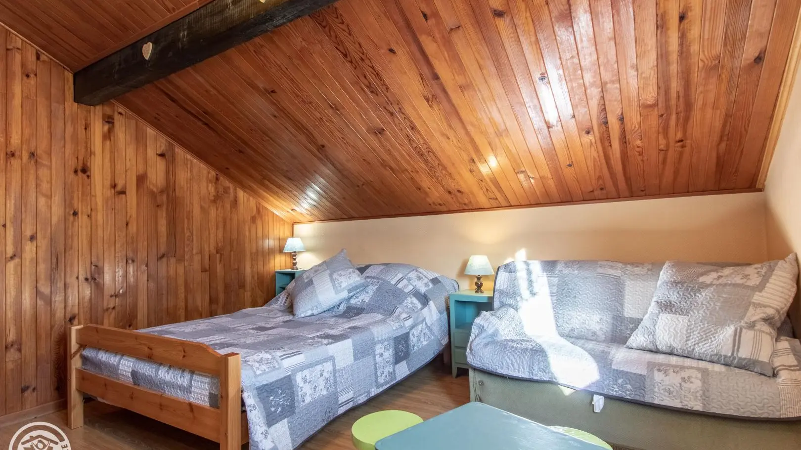 Chambre 1 avec coin séjour