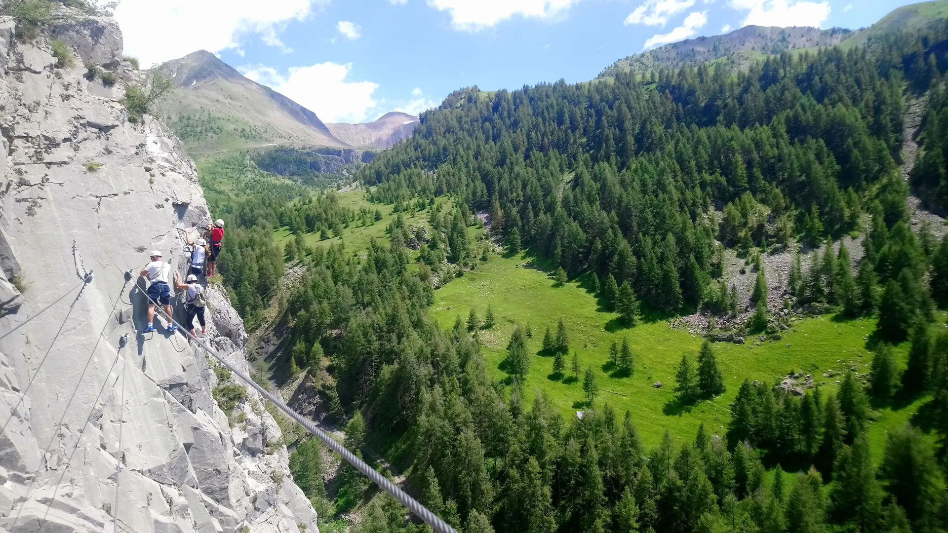 Via ferrata Eric Fossard - Guide de haute montagne