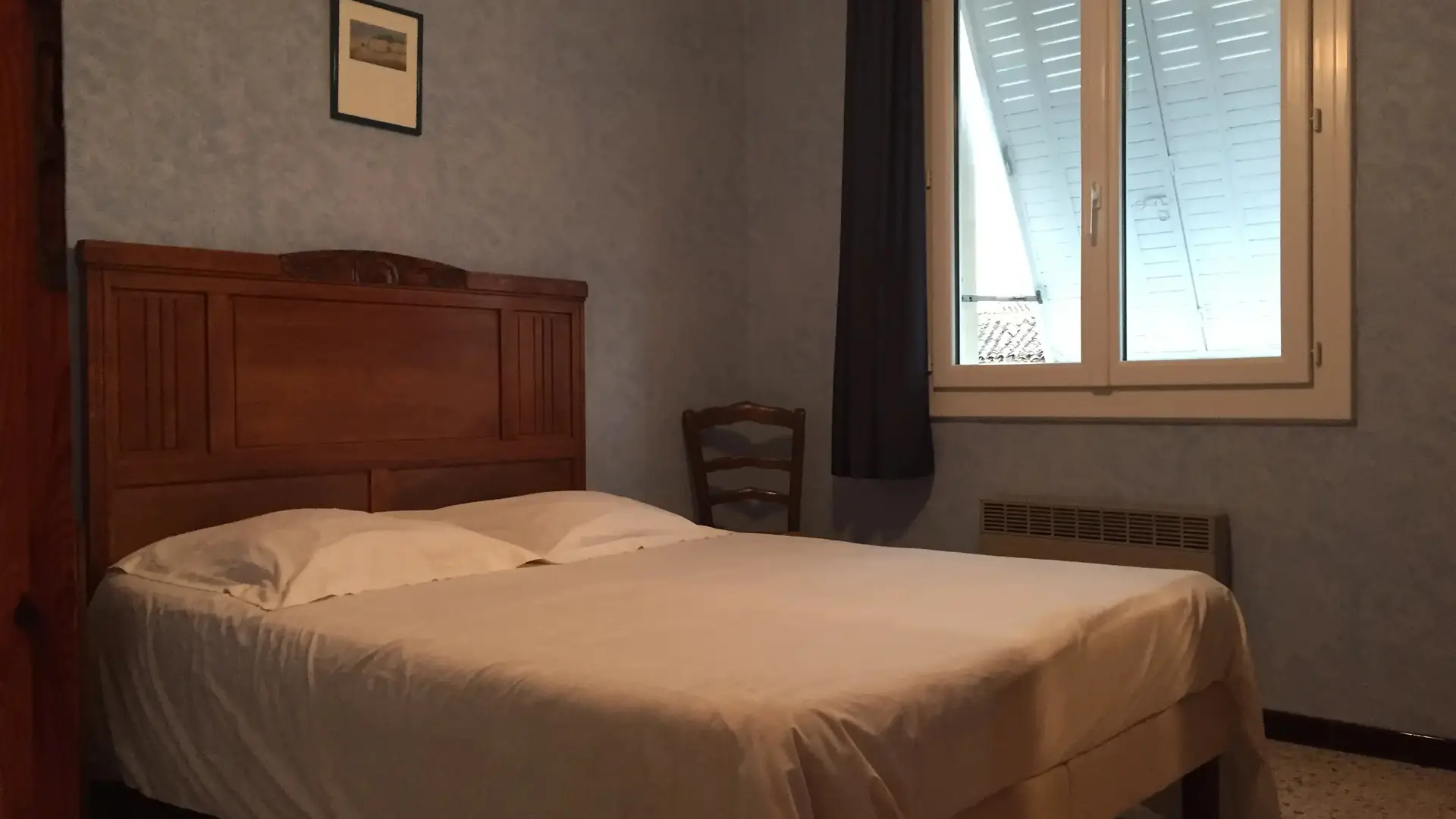 Yolaine et Marcel_L'Isle-sur-la-Sorgue chambre 2