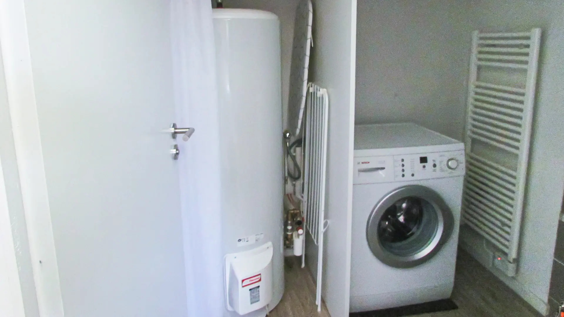 Machine à laver présent dans l'appartement