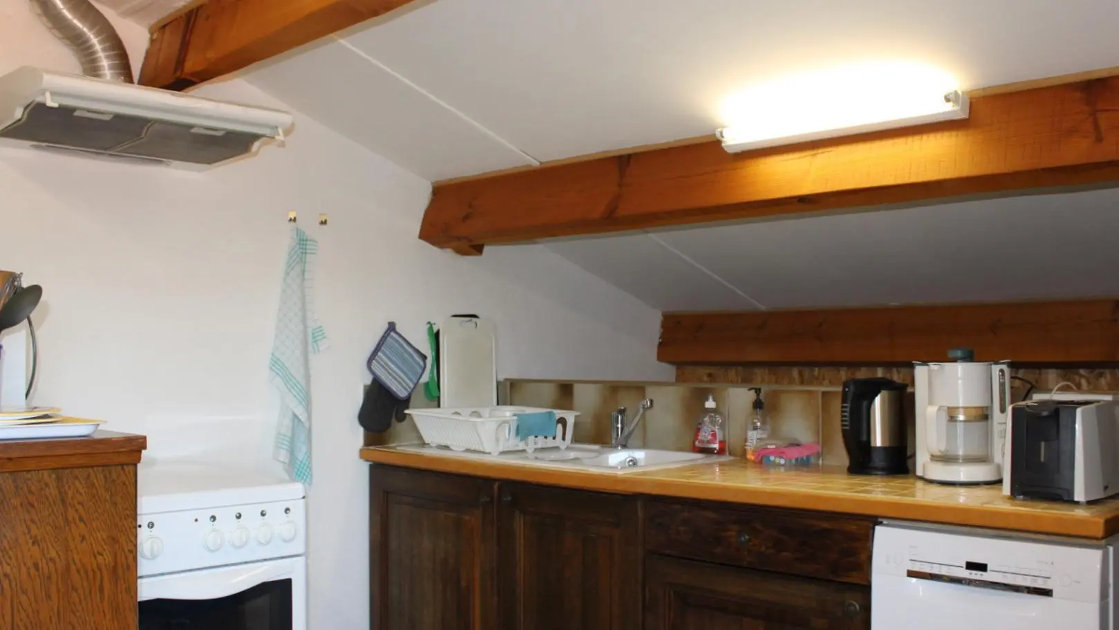 Gîte Chez José-Espace cuisine-Belvédère-Gîtes de France des Alpes-Maritimes