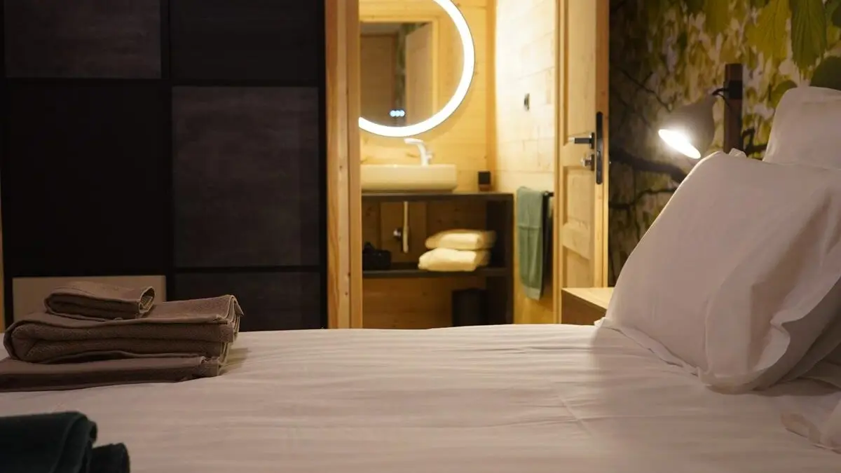 Chambre/salle de bain Jorance