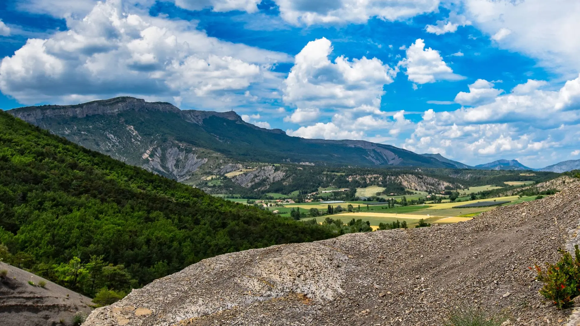 Marnes et Rocher de Beaumont
