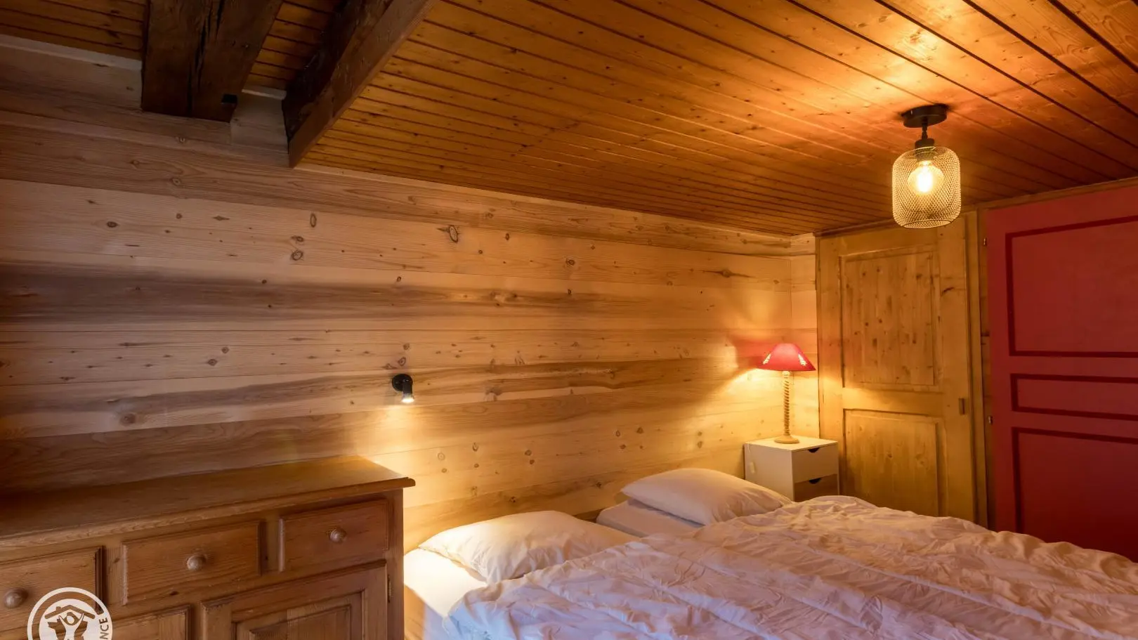 Chambre RDC (accès par extérieur) 2 lits simples de 90x190cm