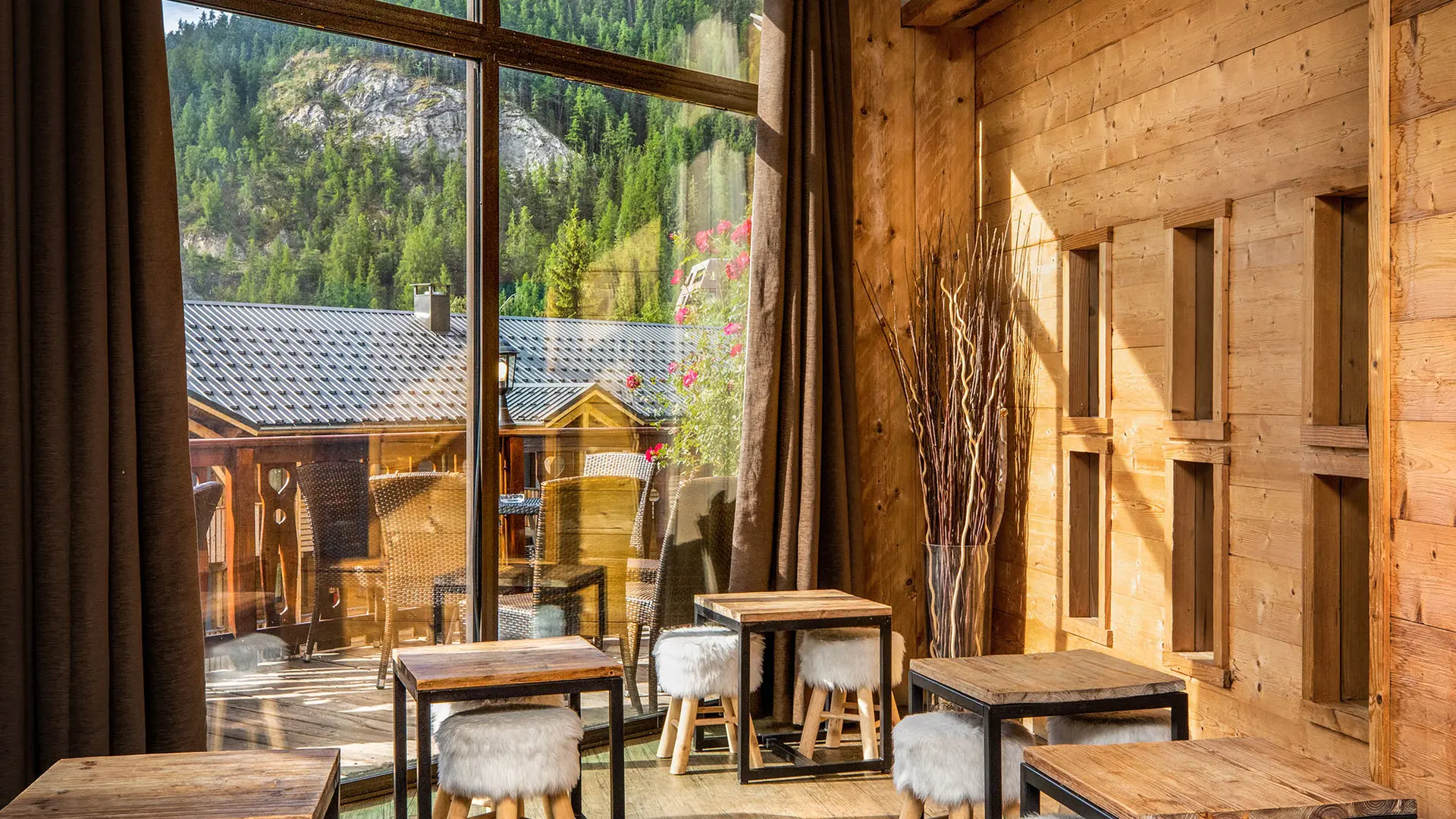 SOWELL Family Les Bergers