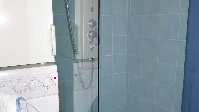 L'Espaï Mazets 8 et9 Douche