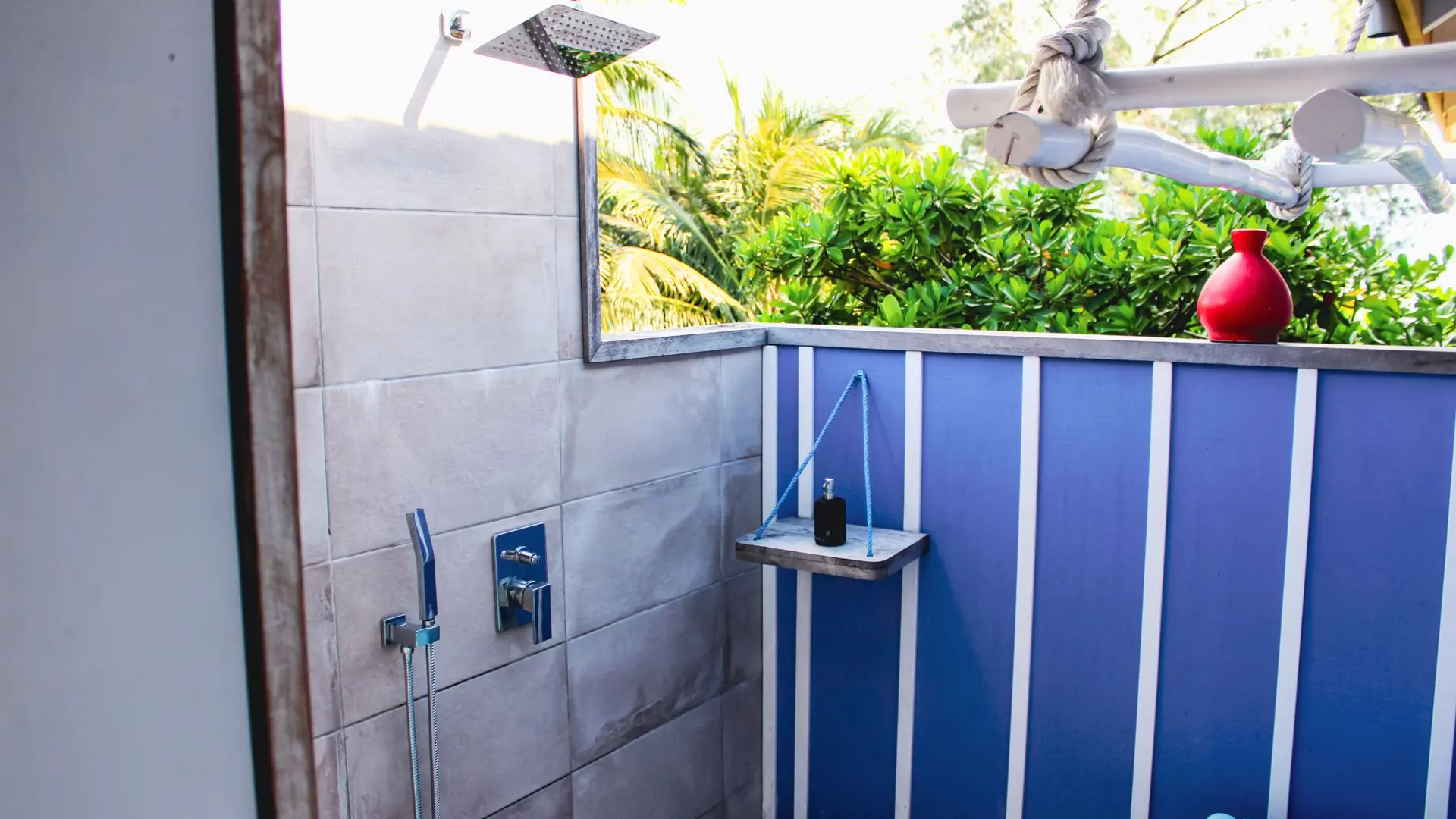 Douche extérieur