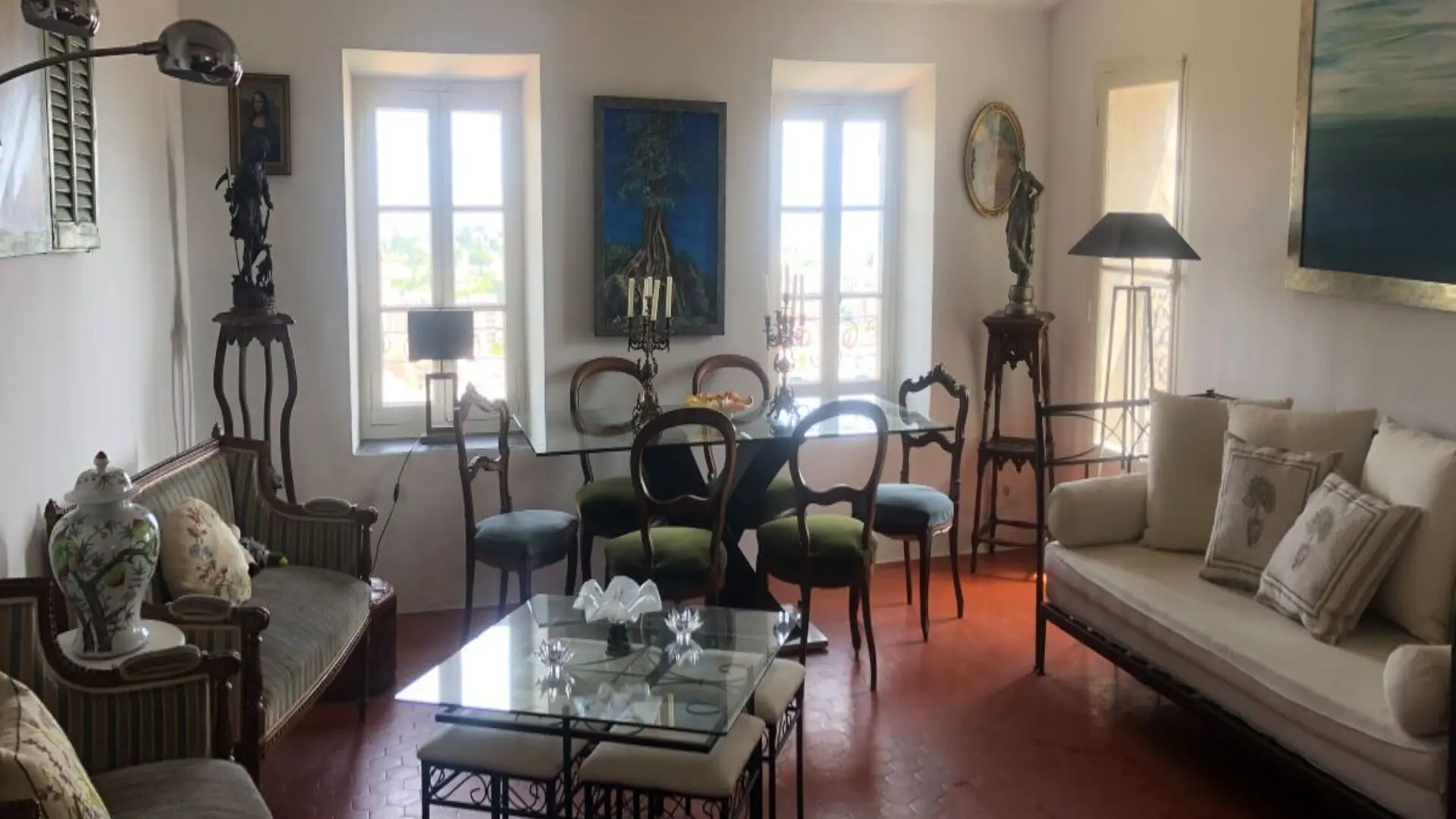 SALON ET SALLE A MANGER