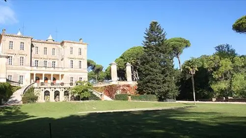 Domaine d'Astros : le château neuf