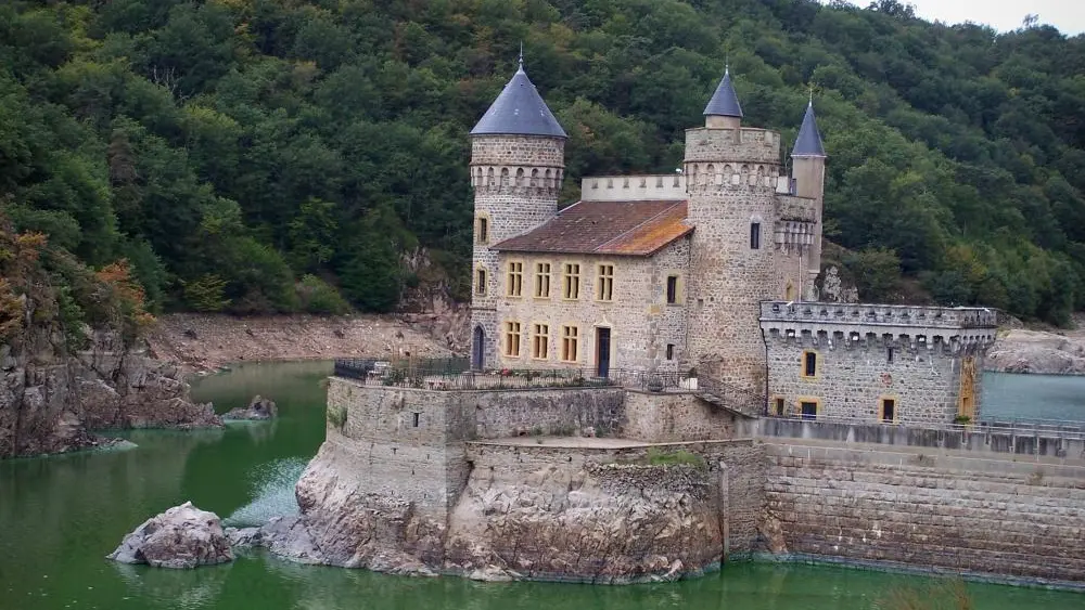 A proximité : Château de la Roche