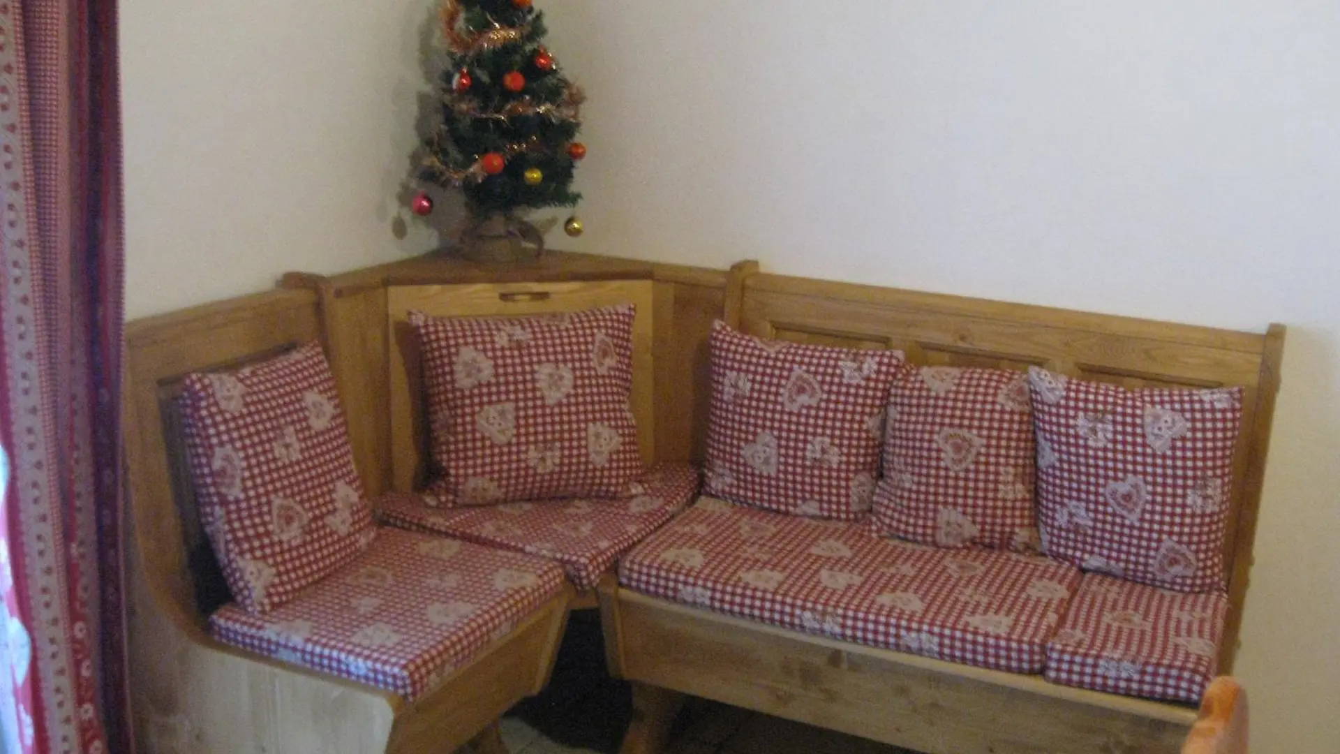 Banquette