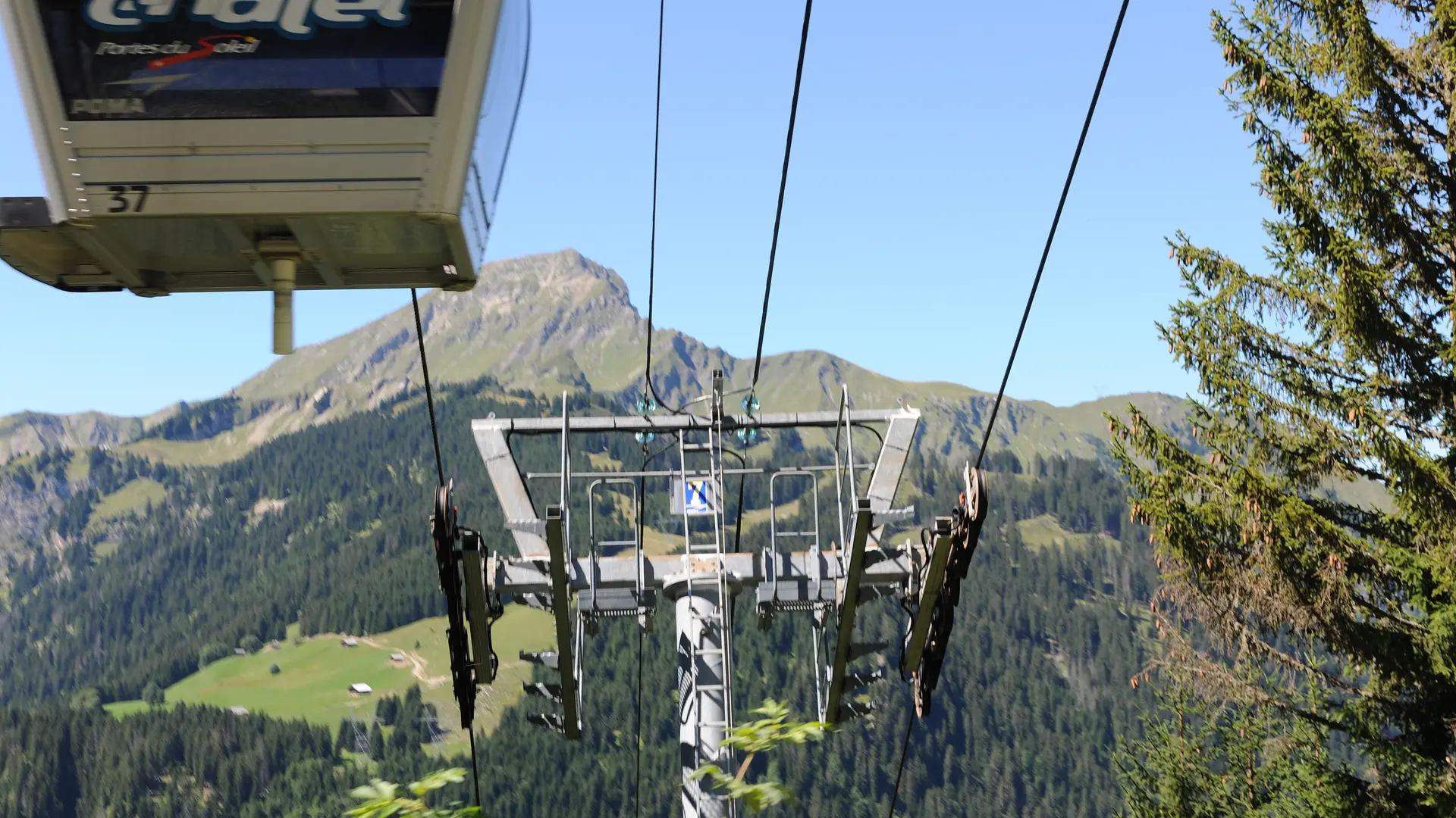 Télécabine de Super-Châtel