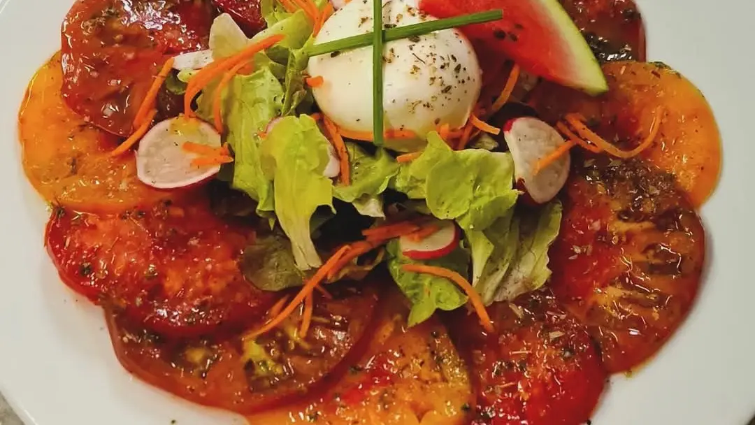 Salade de tomates anciennes
