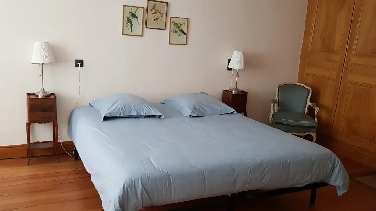 Chambre rez-de-chaussée, accès PMR
