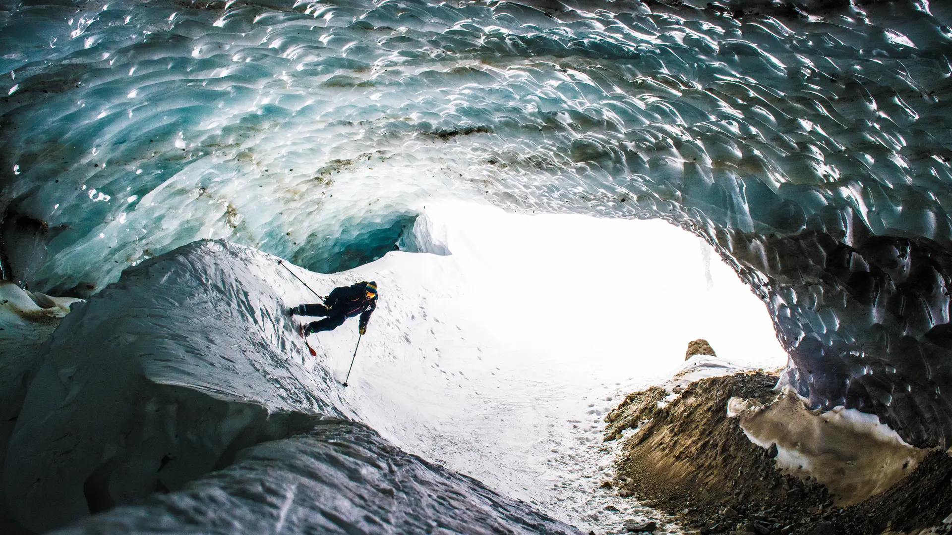 Photographie de l'intérieur du glacier