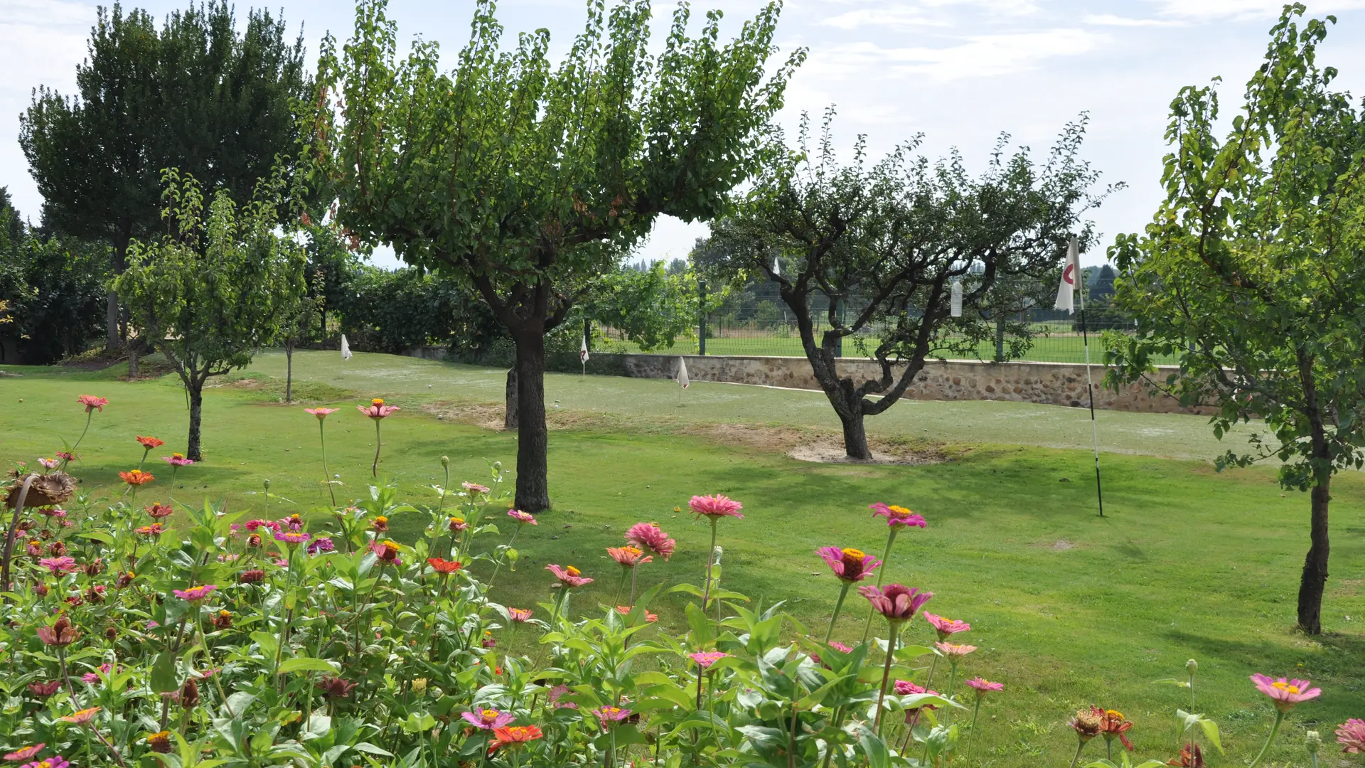 Gîte les Cigalons - extérieur