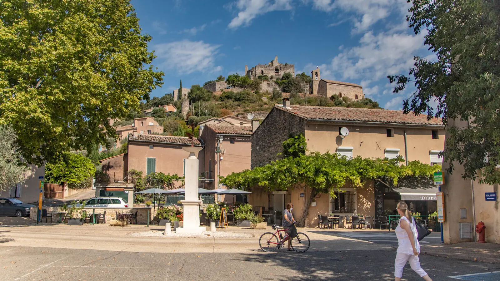 Village d'Entrechaux