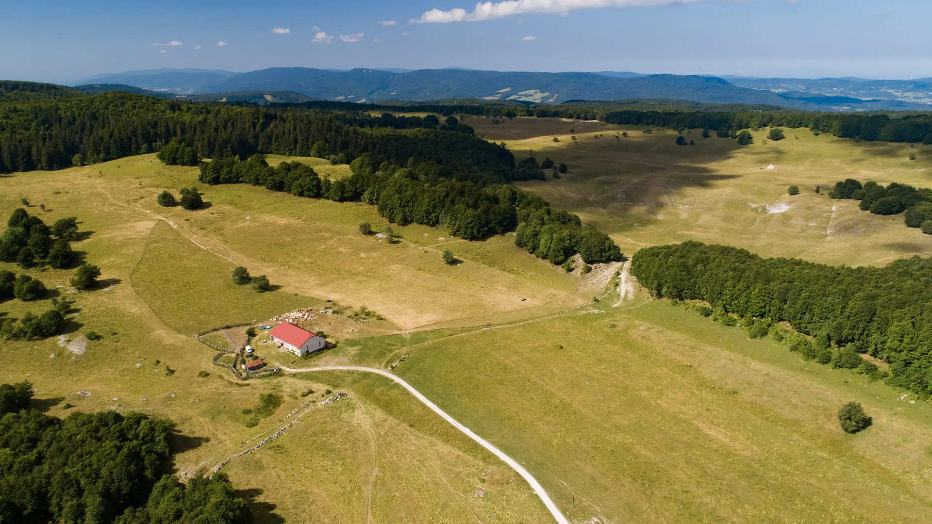 Parcours VTT 14 rouge - Retord - les balcons du Mont Blanc - Espace FFC Ain Forestière_Haut Valromey