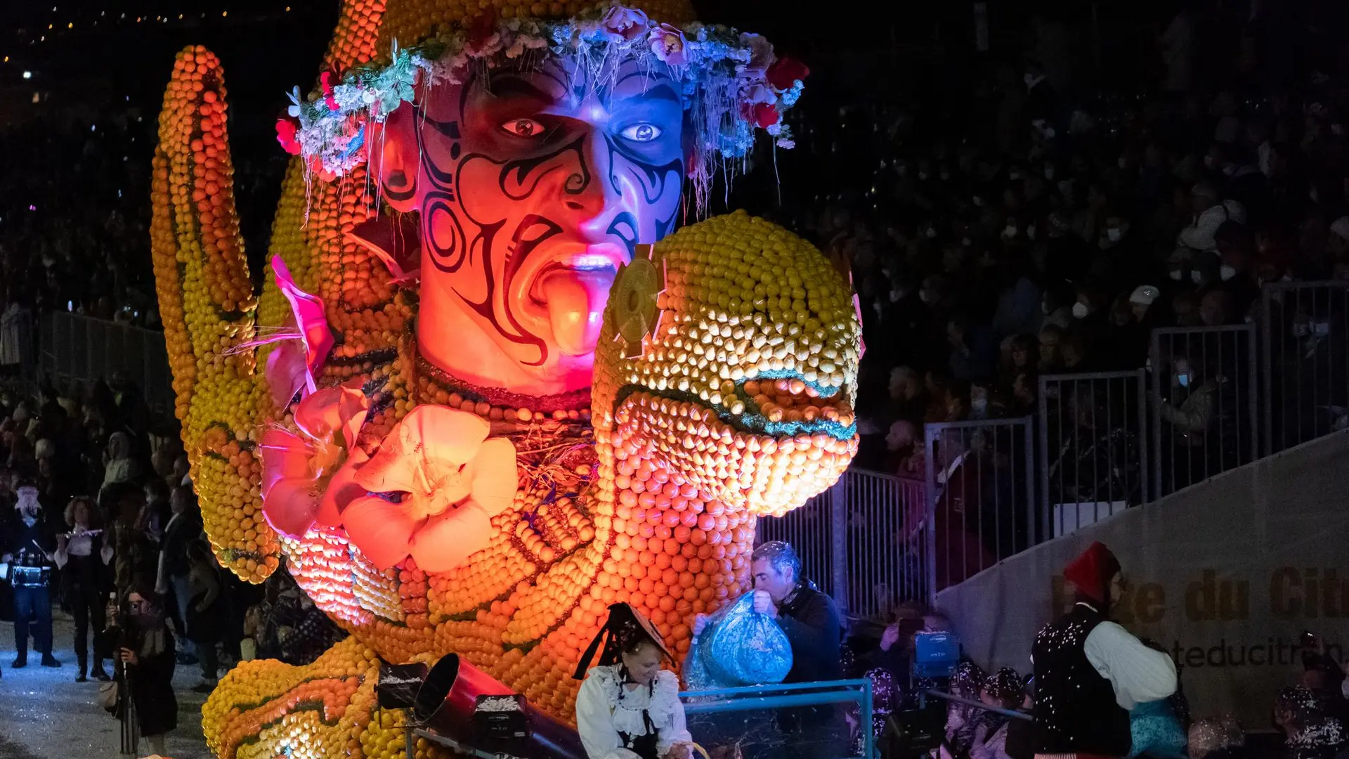 Fête du citron, nocture