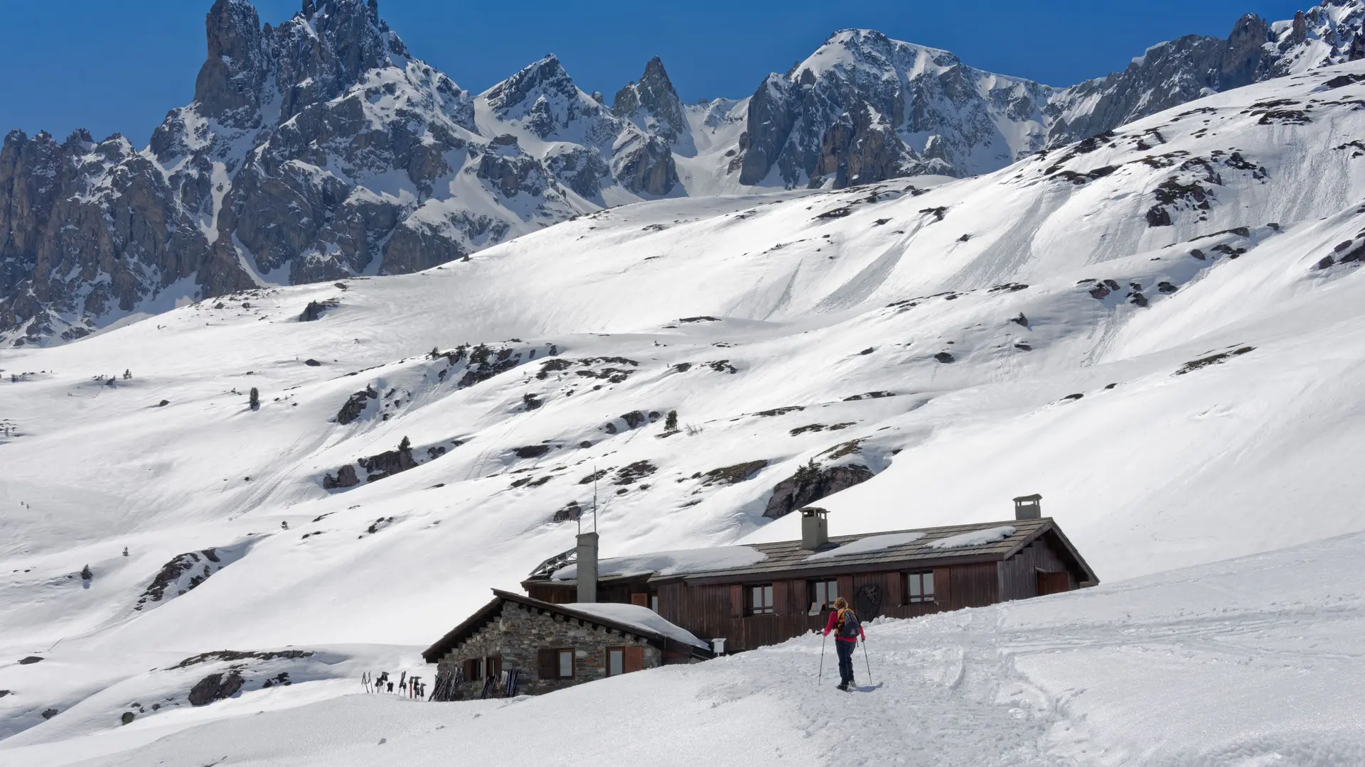 Ascension du refuge des Drayères en raquettes
