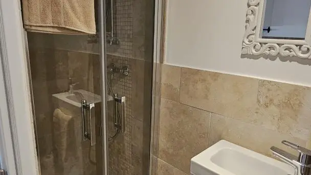 Gîte l'EnVie de Calme- Salle d'eau- Gîte de France Alpes-Maritimes