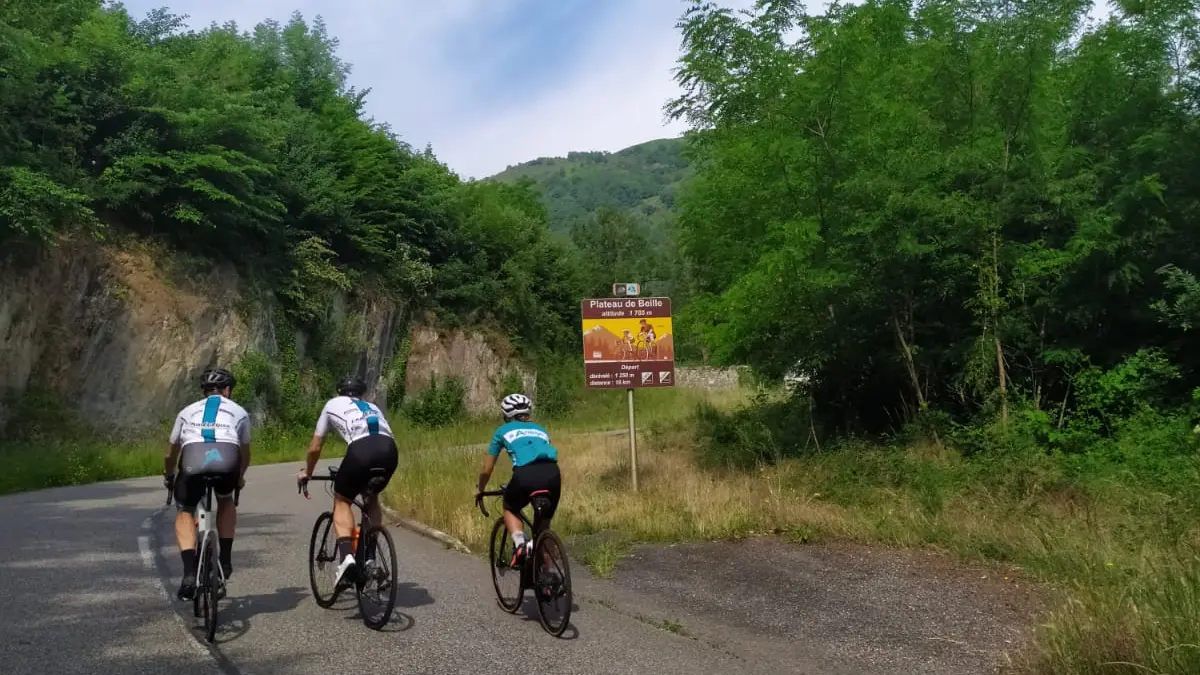 Montée au plateau de Beille