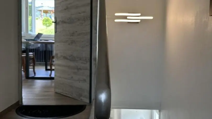 L'entrée qui mène au gite.