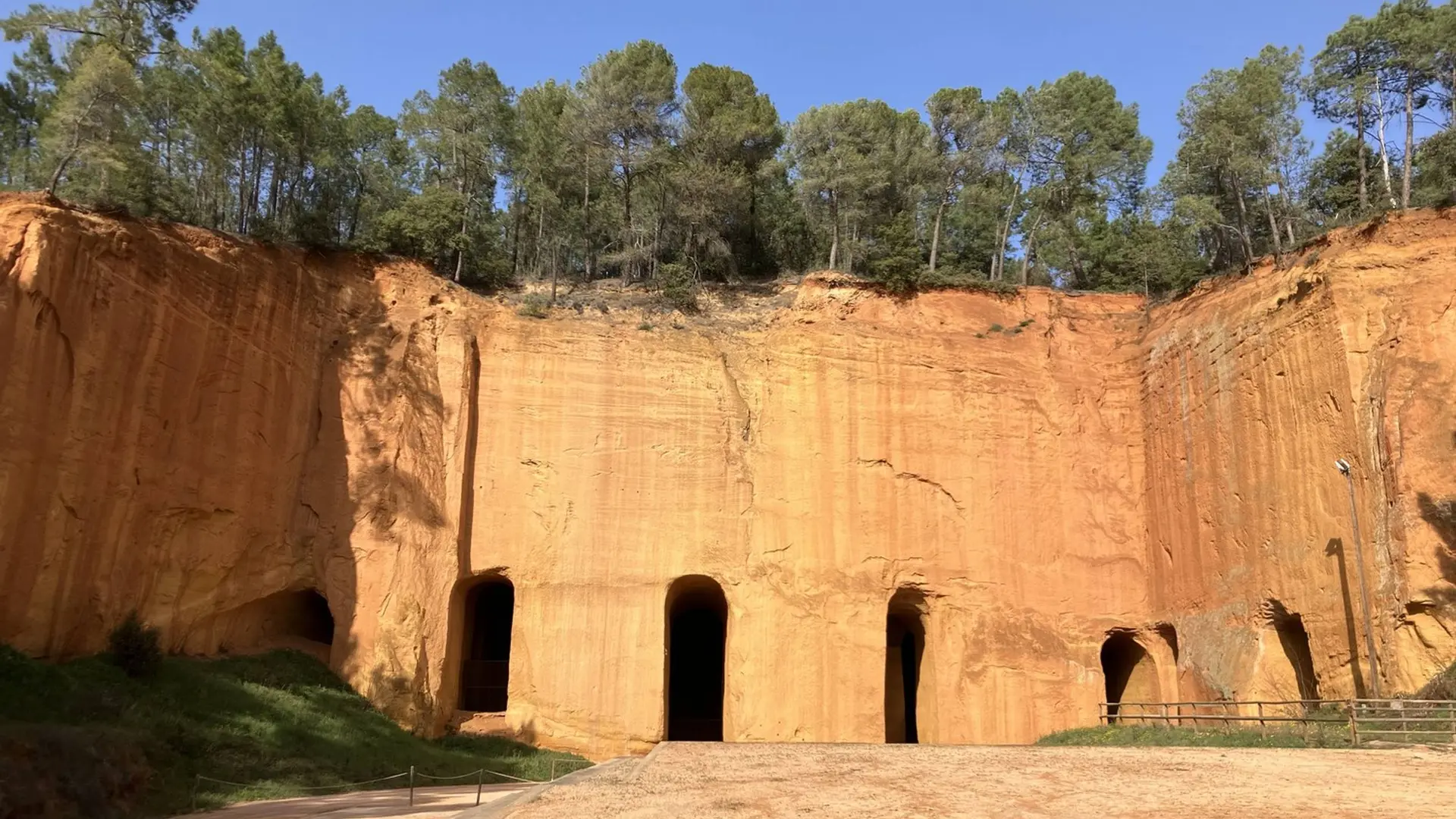 Mines de Bruoux à Gargas