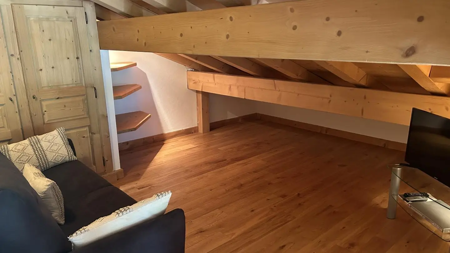 mezzanine avec canapé convertible (140X200)