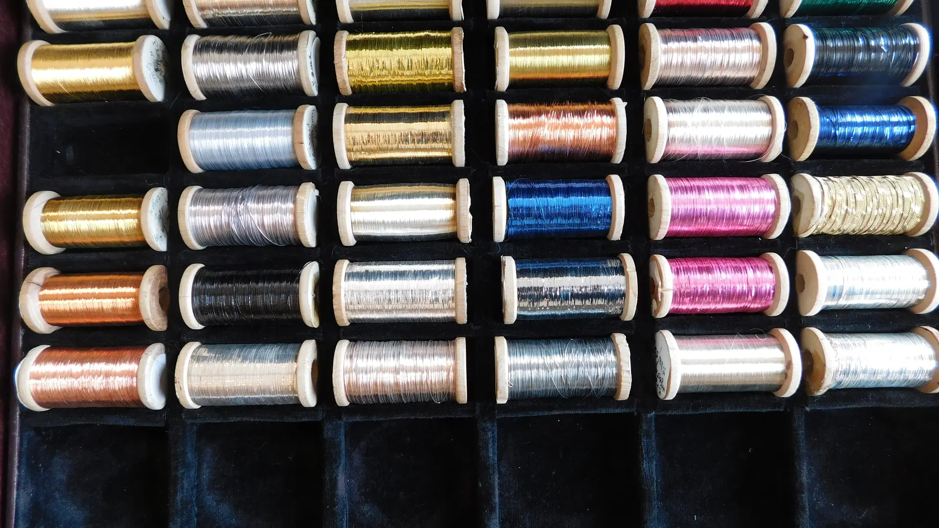 Bobines de fils d'argor