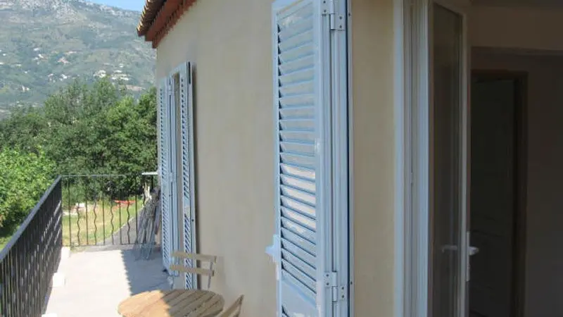 Gîte Le Grand-Terrasse-Contes-Gîtes de France des Alpes-Maritimes