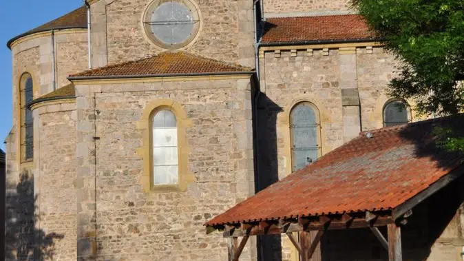 Eglise s'inspirant du style Roman Poitevin © Evelyne Deveaux