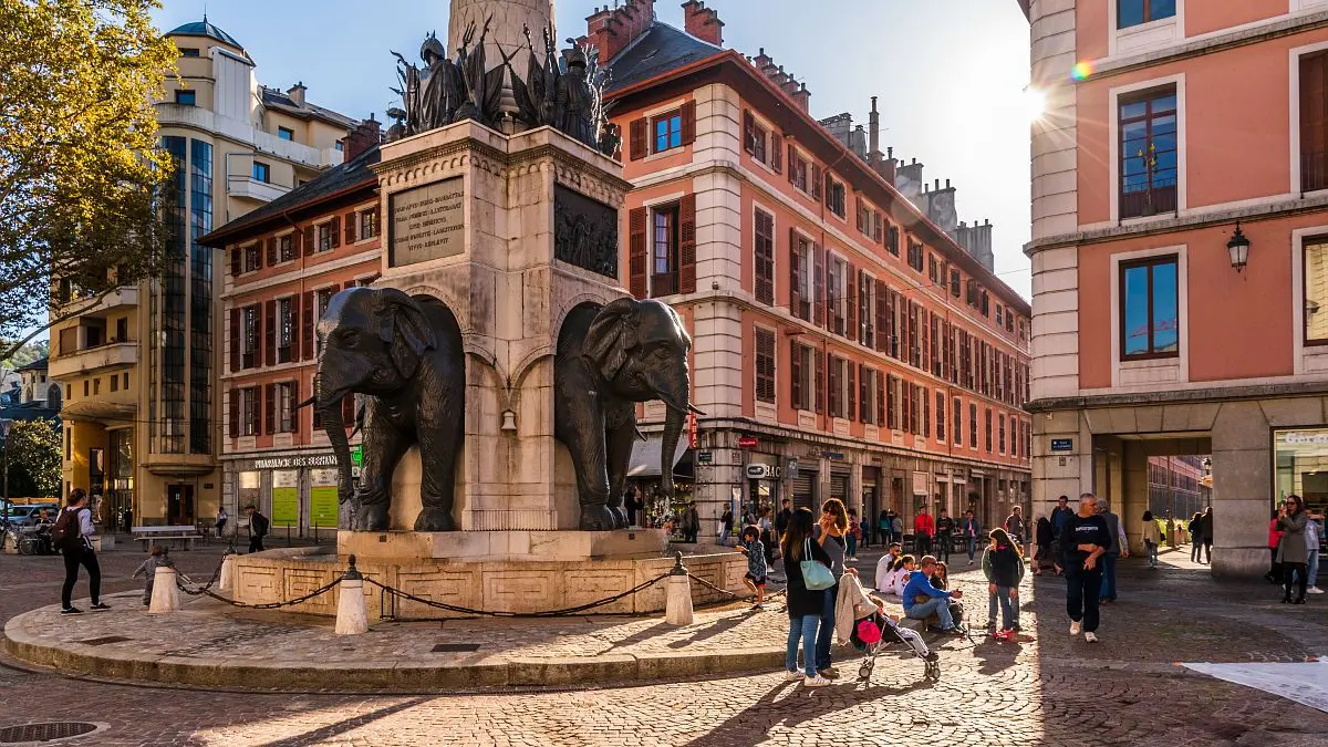 Place des éléphants - Chambéry