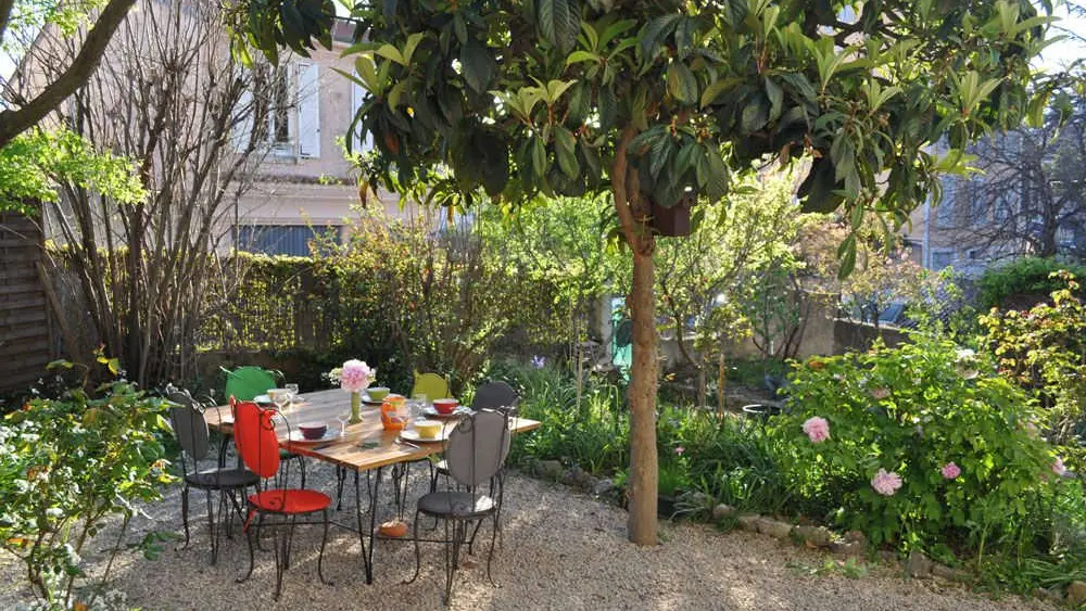 2. Extérieur Sud. Jardin