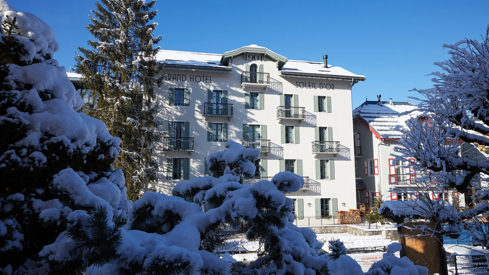 Façade Jour