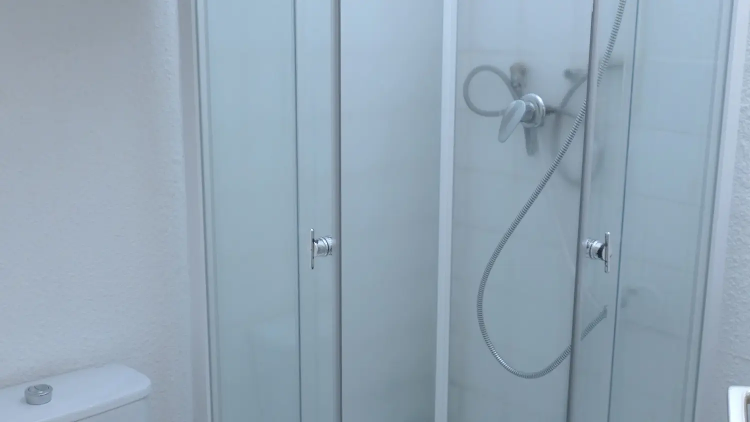 Toute les chambres sont équipé de salle de bain