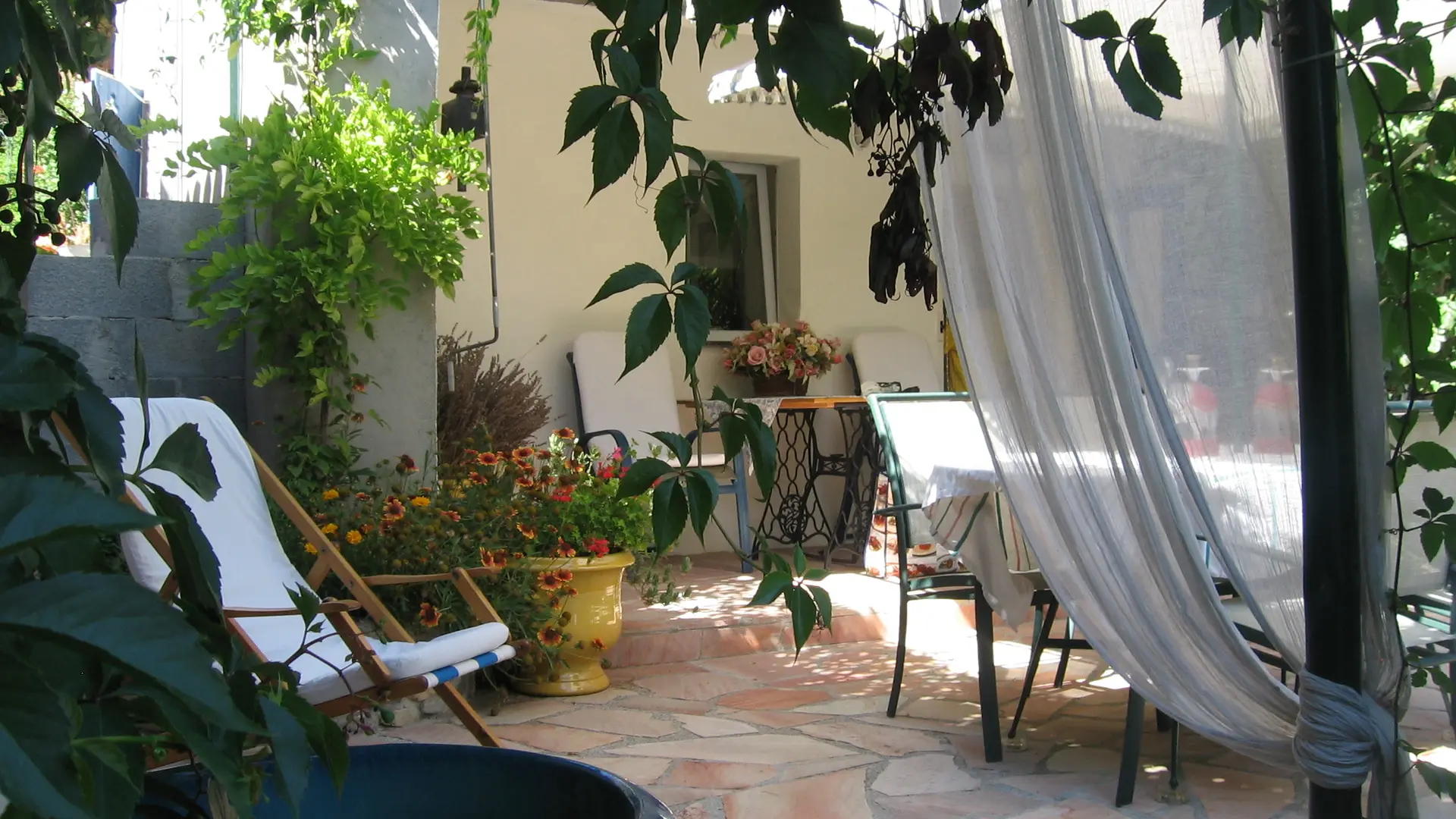 Salon de jardin sur la terrasse